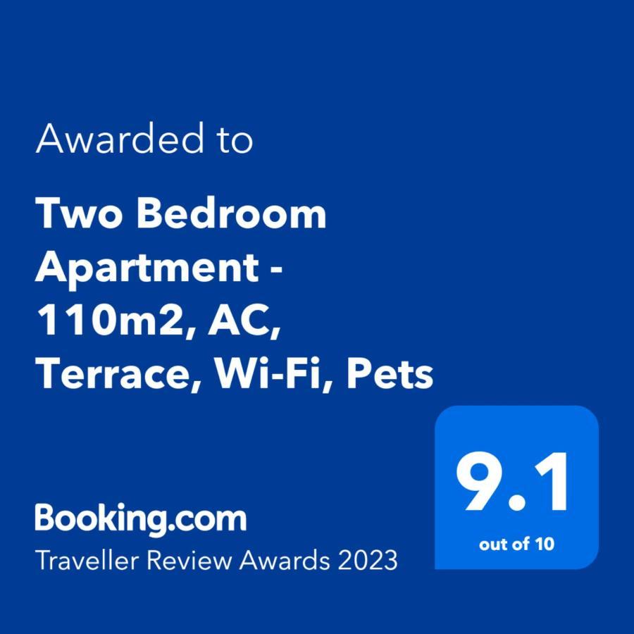 Two Bedroom Apartment - 110M2, Ac, Terrace, Wi-Fi ลากอส ภายนอก รูปภาพ